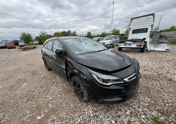 samochody osobowe Opel Astra cena 18200 przebieg: 77800, rok produkcji 2019 z Łowicz